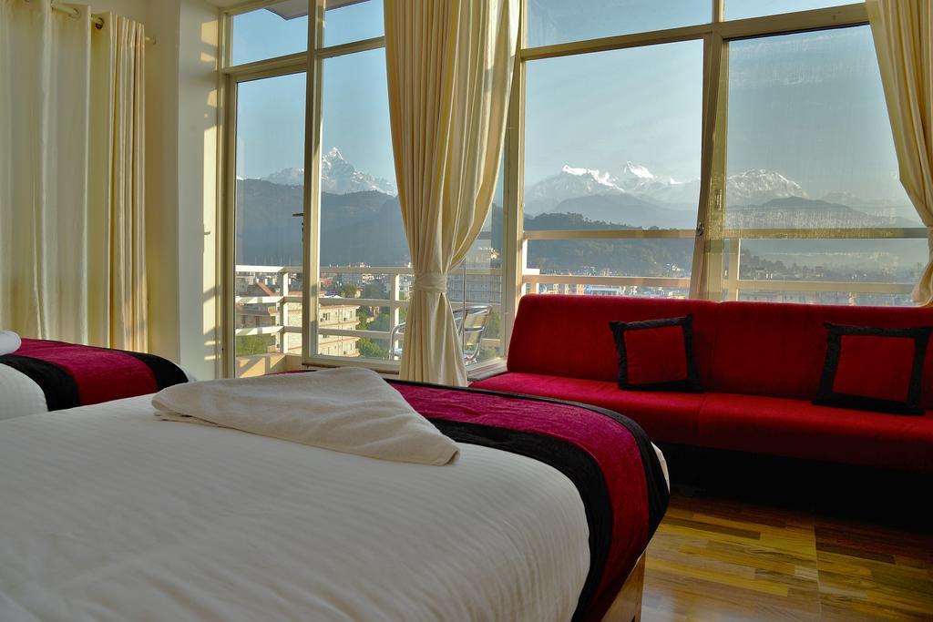 Hotel City Inn - Mountain View Покхара Екстер'єр фото