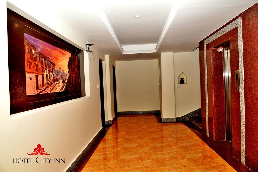 Hotel City Inn - Mountain View Покхара Екстер'єр фото