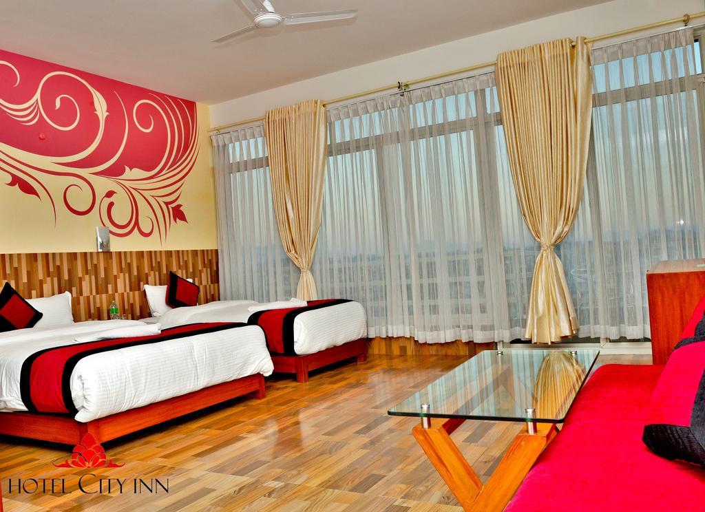 Hotel City Inn - Mountain View Покхара Екстер'єр фото